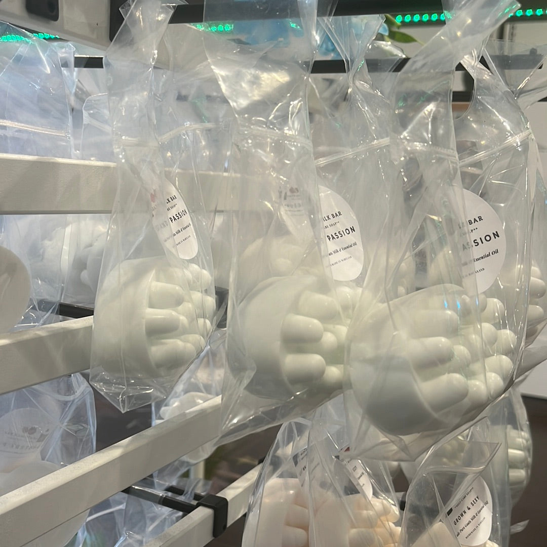 ** Island 🏝️ Passion ** (Donkey Milk Massage 💆♀️ Body Bar)